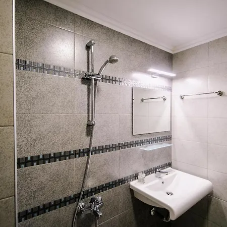 Hotell пиргуля 3*